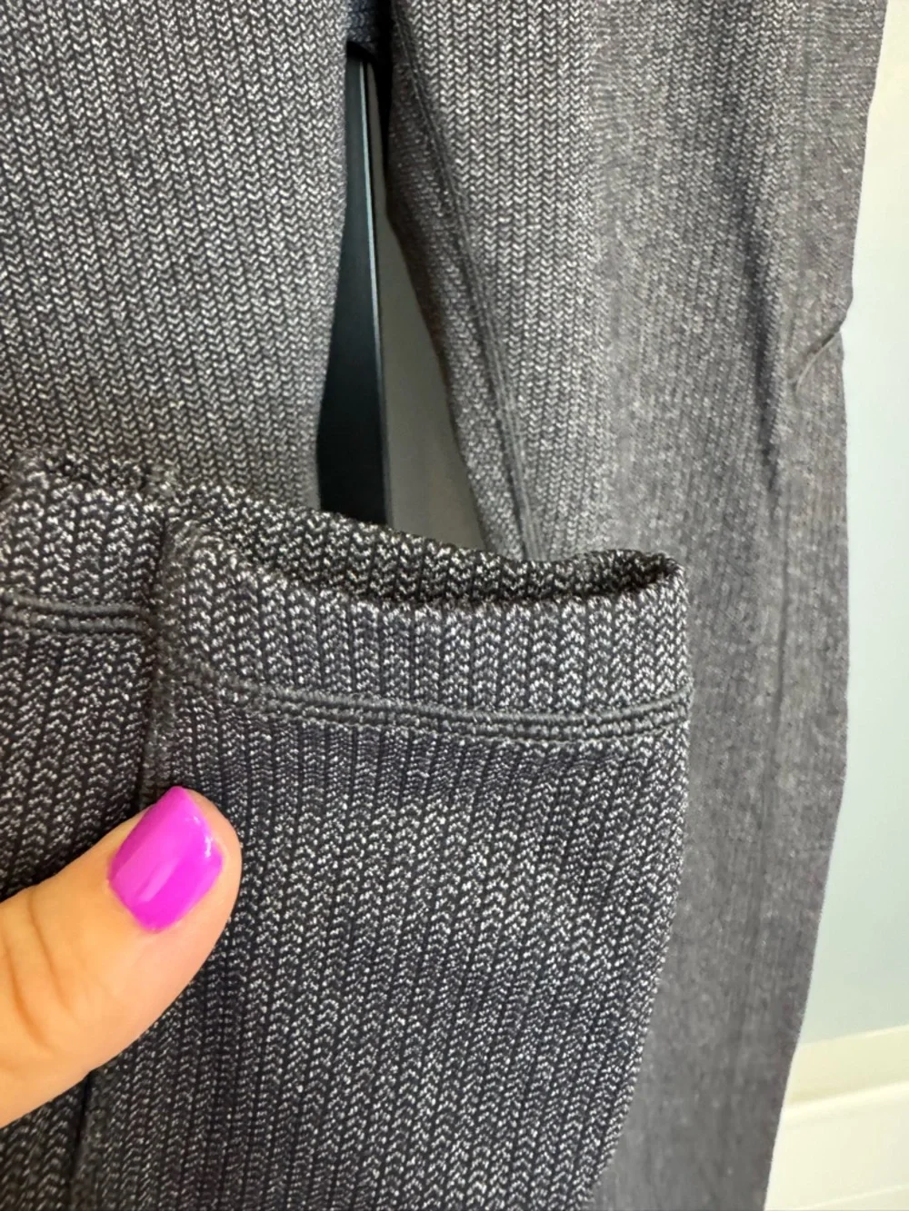 Lululemon Speed Up Tight 8 Gray Textured Luxtreme‎ Pocket Leggings